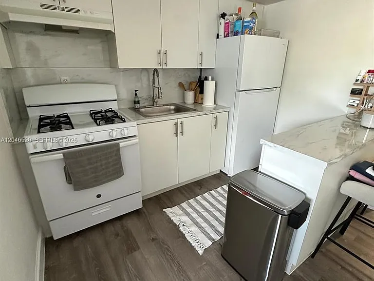 6805 SW 88th St #18 — Photo 6