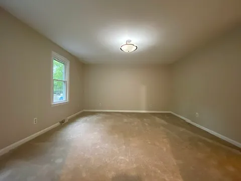 336 Cedar St — Photo 29