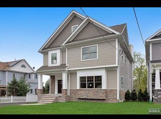 278 Carmita Ave, Rutherford, NJ 07070