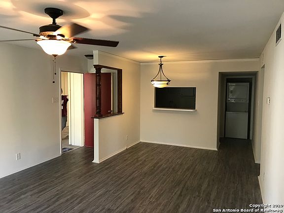 4th image of 8702 Village Dr