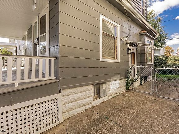 2nd image of 3388 W 91st St