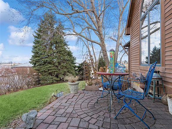 2nd image of 107 Valley Pl