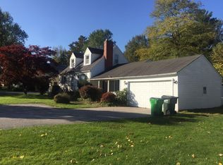 734 Miner Rd, Highland Heights, OH 44143