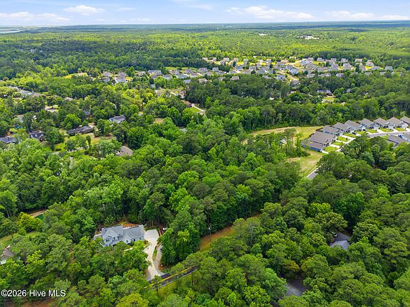 2nd image of 200-202 W Creekview Drive