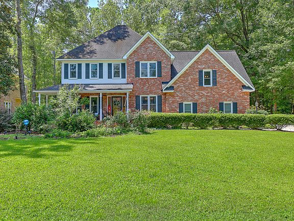 2nd image of 8631 Arthur Hills Cir