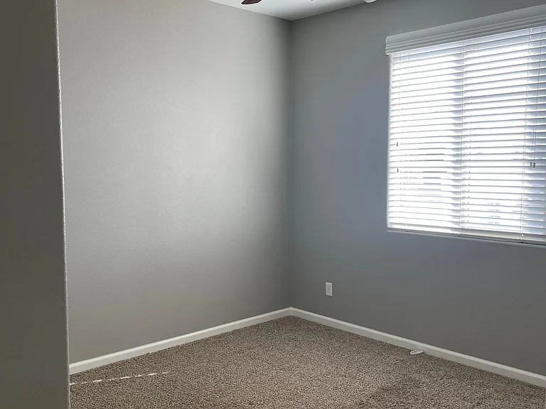 2042 E Christensen Dr — Photo 18