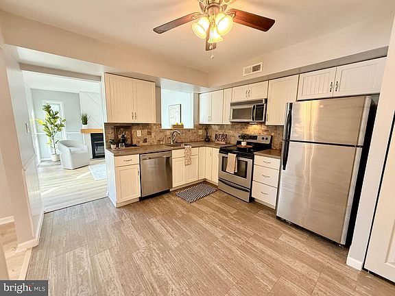 2nd image of 5 Wyndham Ct