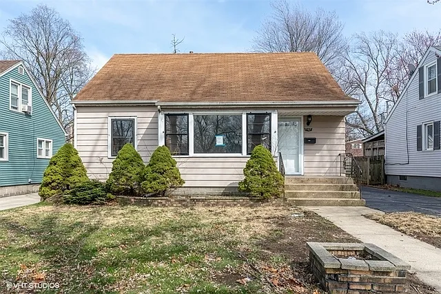 17921 Oakley Ave photo 1