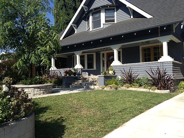 2nd image of 1936 N Bronson Ave