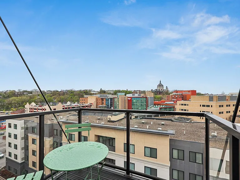Alvera Apartments — Photo 40