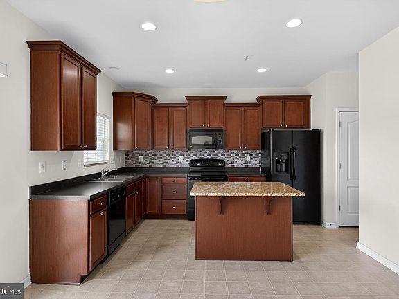 5th image of 11831 Sunset Ridge Pl
