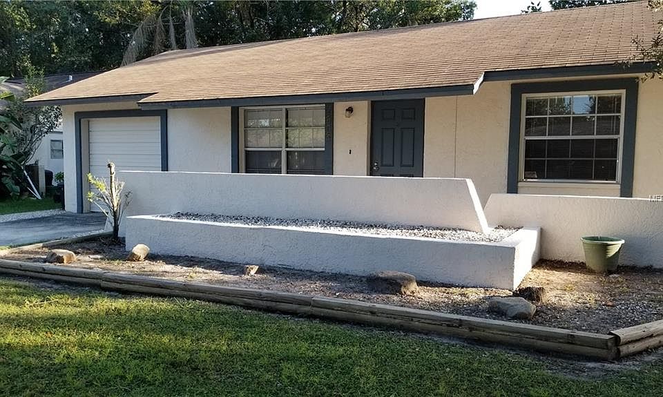 2nd image of 7603 N Sanibel Cir