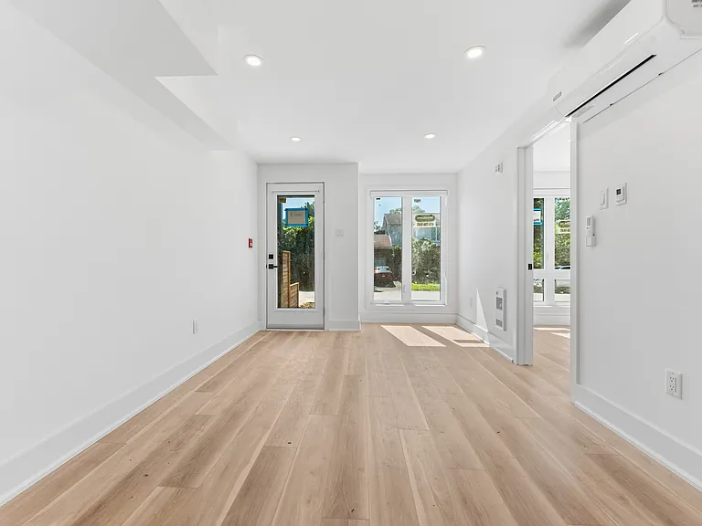 547 Melbourne Ave — Photo 42