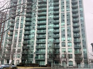 4850 Glen Erin Dr #307, Mississauga, ON L5M 7S1