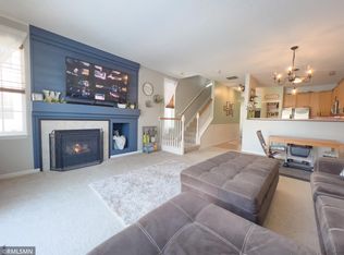 765 Providence Dr, Shakopee, MN 55379