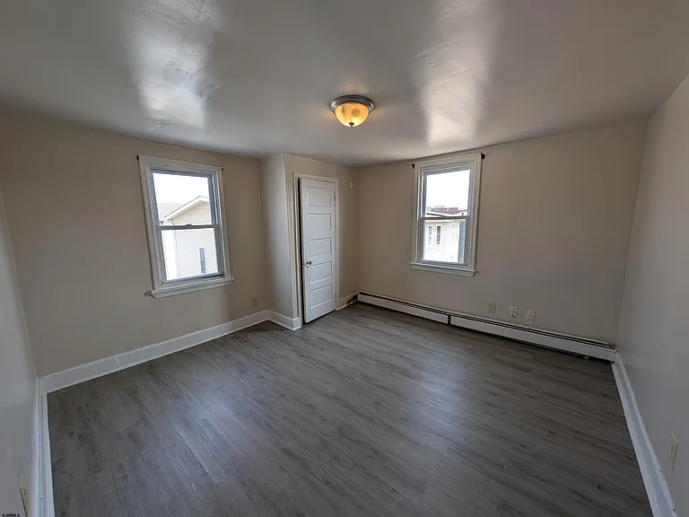 203 N South Carolina Ave — Photo 9