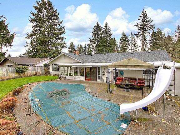3rd image of 15102 16th Ave S