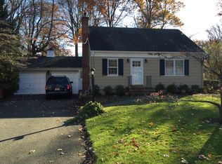 303 Indian Trl, Mountainside, NJ 07092
