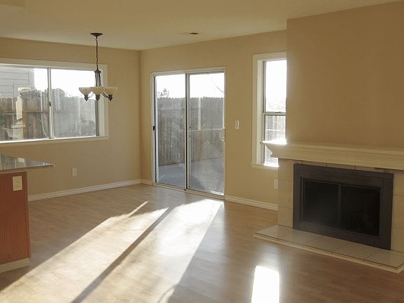 3rd image of 130 Haviture Way