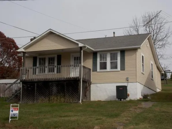 108 Independence Ave, Mt Carmel, TN 37645