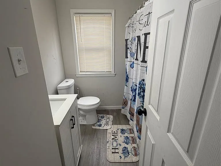 3887 Moore St — Photo 7