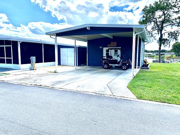 3rd image of 16946 Silver Shores Ln