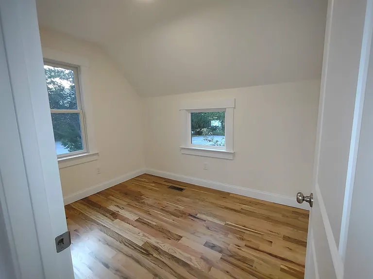 394 Union Ave #3 — Photo 8