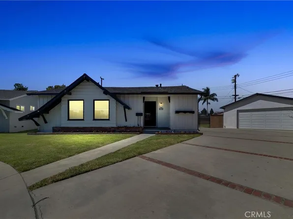 21100 Haston Pl, Lakewood, CA 90715