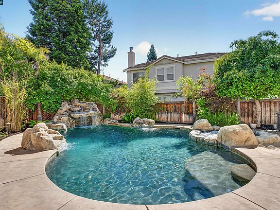 5th image of 858 Lindrick Ct