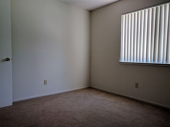 3rd image of 425 Junction Ave APT 115