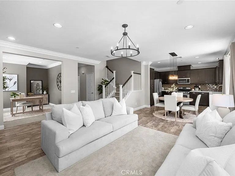 43148 Avenida Cielo — Photo 1