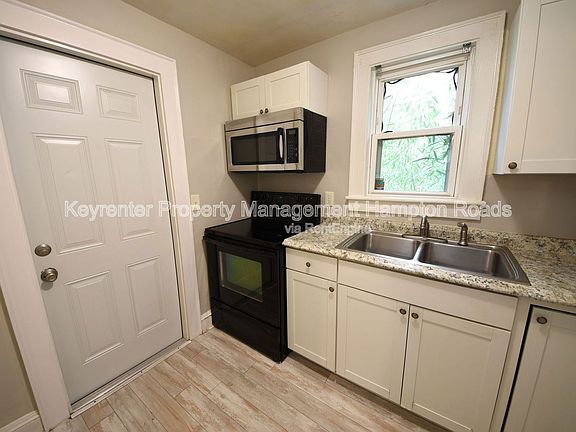 4th image of 1303 Tallwood St Unit A