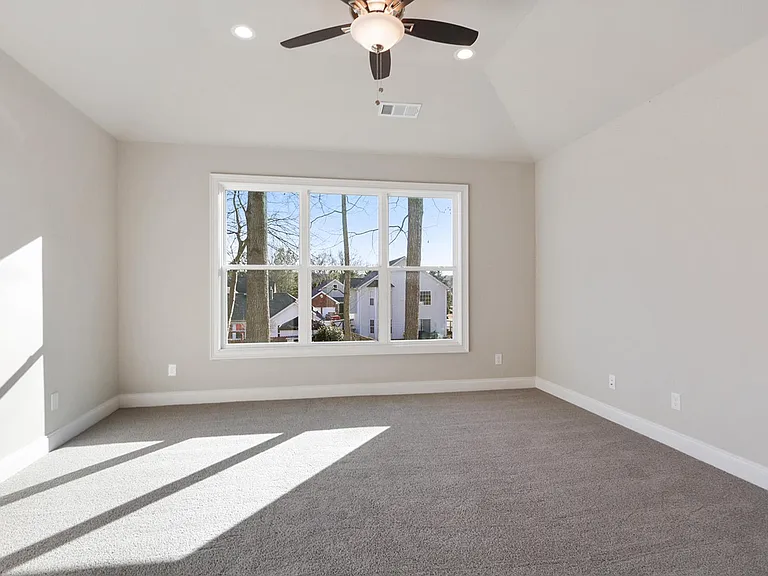 106 Oakdale Woods Ln — Photo 26