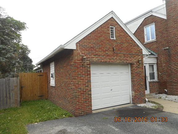 4th image of 939 Campbell Ave