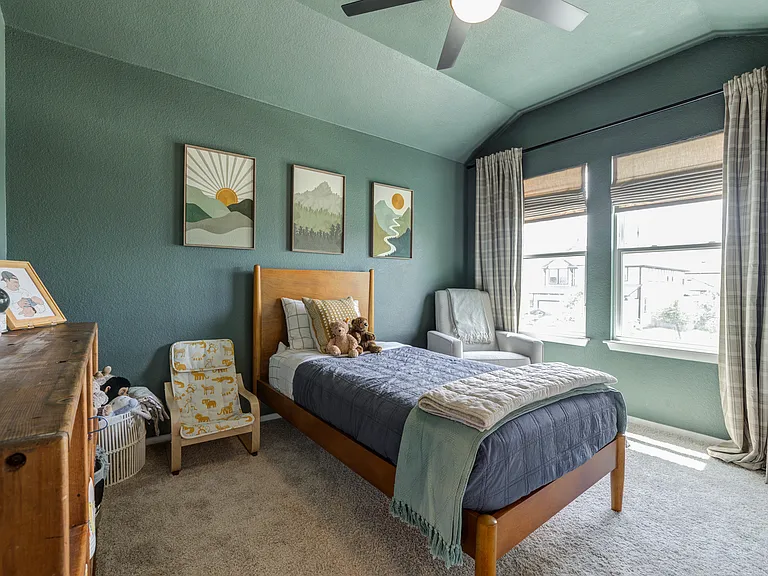 224 Stein Rd — Photo 29