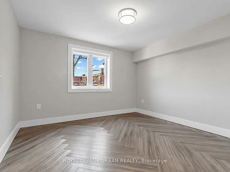 901 Pape Ave — Photo 17