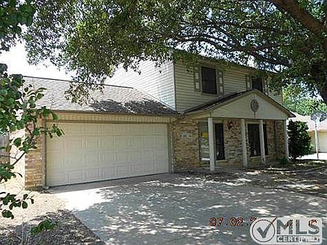2nd image of 205 Westover Dr