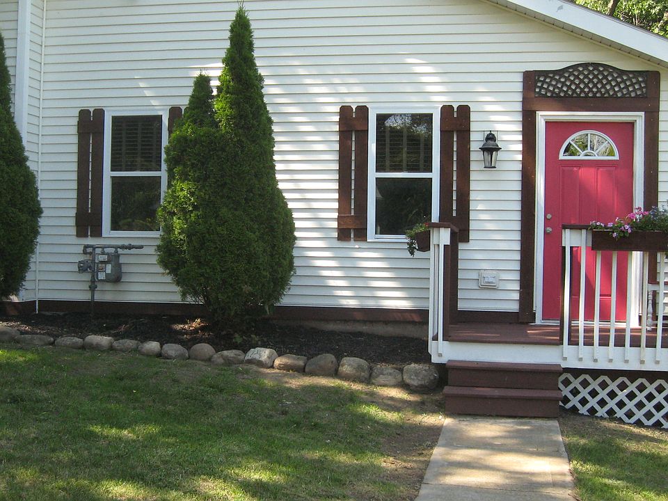1st image of 3179 Lockwood Blvd