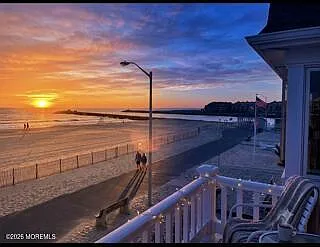 419 Beachfront