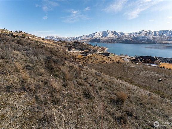 4th image of 270 Crystal View Drive