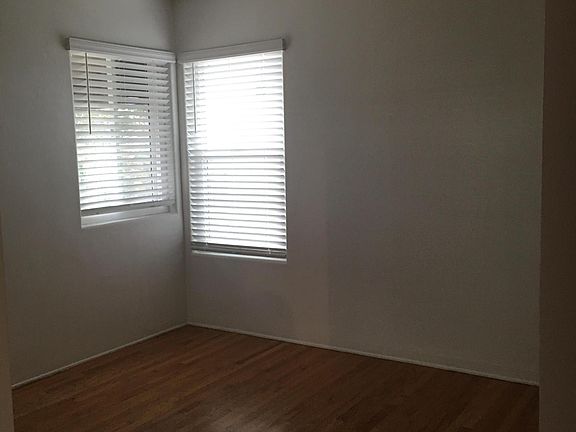 3rd image of 5919 Mildred St APT B