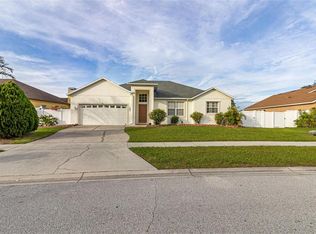 411 Tamarind Parke Ln, Kissimmee, FL 34758