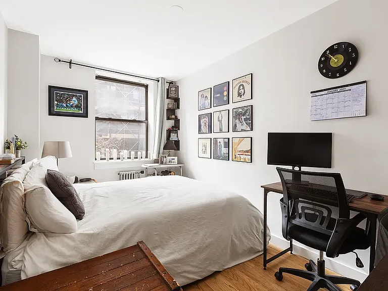 25 Bedford St #3 — Photo 6