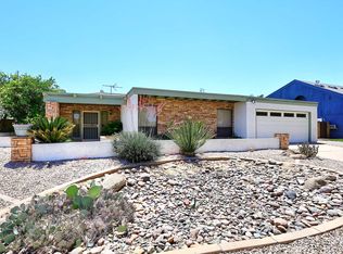 1627 E Redfield Rd, Tempe, AZ 85283