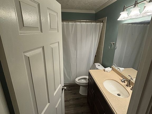 5th image of 607 Mill Pond Dr SE