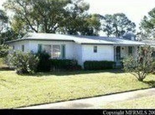 623 S Wellington Dr, Deltona, FL 32725
