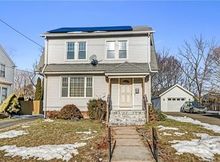 239 Helen St, Hamden, CT 06514