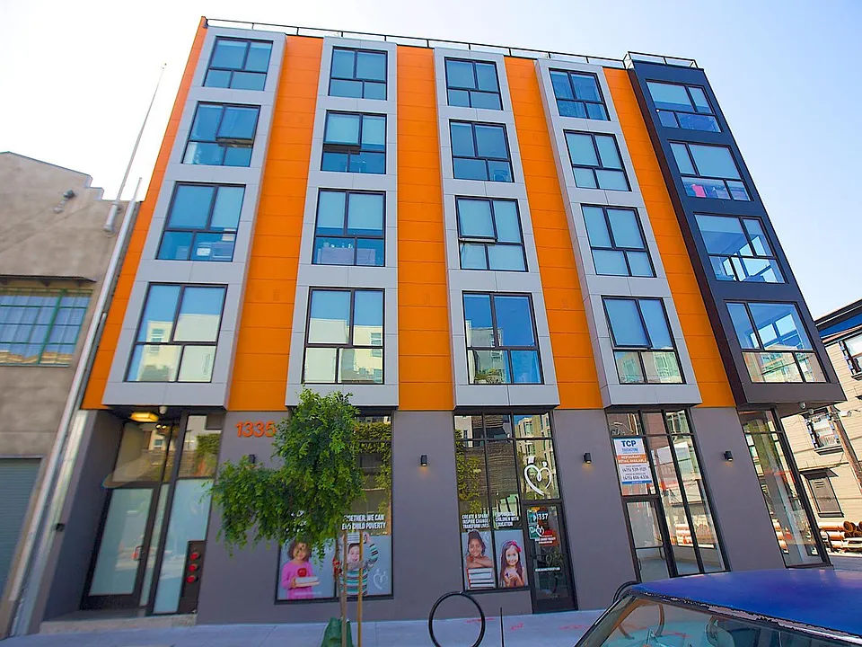 1335 Folsom