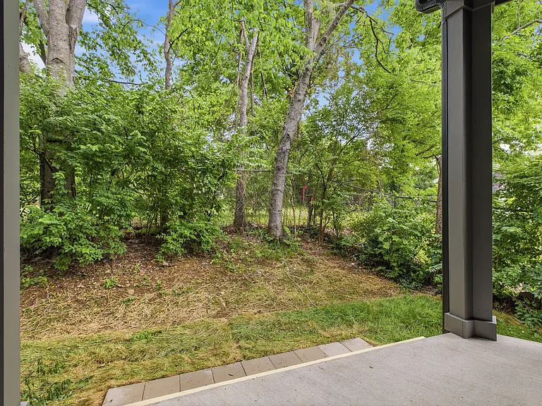 1703B Jeans Ct — Photo 34