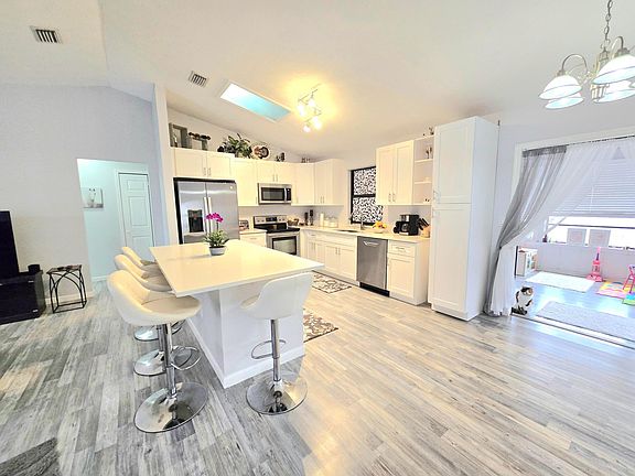 3rd image of 749 SE Atlantus Avenue